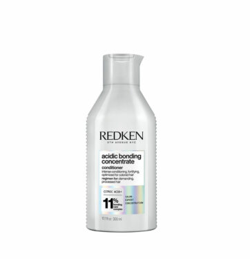 Acondicionador reparador y fortalecedor concentrado ACIDIC BONDING CONCENTRATE CONDITIONER de REDKEN BETH'S HAIR