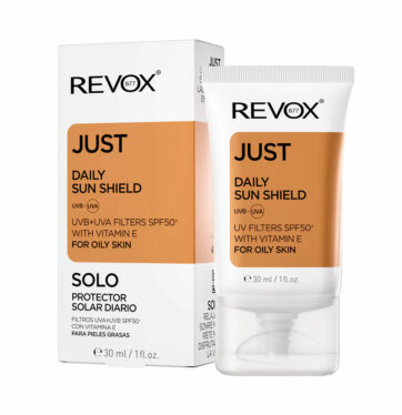 Protector solar diario SPF50+ con Vitamina E para pieles grasas DAILY SUN SHIELD UVA+UVB FILTERS FOR OILY SKIN de REVOX B77 JUST Low Cost Beth's Hair