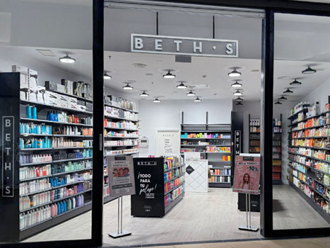 Tienda productos para el pelo peluquería BETH'S HAIR en Centro Comercial Luz del Tajo Toledo