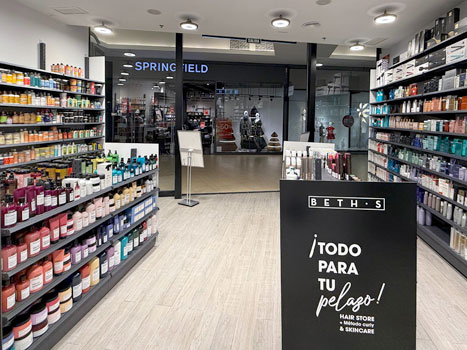 Tienda productos para el pelo peluquería BETH'S HAIR en Centro Comercial Luz del Tajo Toledo