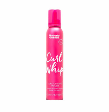 Espuma rizos definidos, fijación ligera y anti encrespamiento Curl Whip de Umberto Giannini BETH'S HAIR